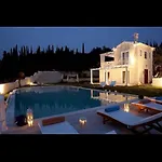 빌라 Castello Di Vista With Pool And Starlink Wifi Kato Korakiana