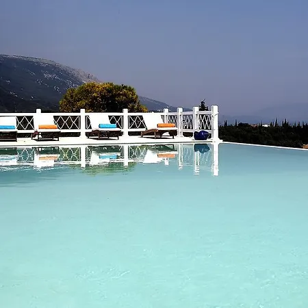 Vila Castello Di Vista With Pool And Starlink Wifi