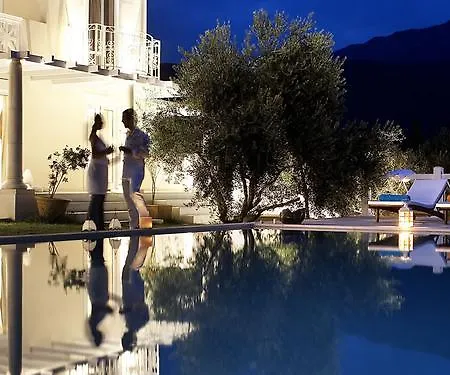 Villa Castello Di Vista With Pool And Starlink Wifi