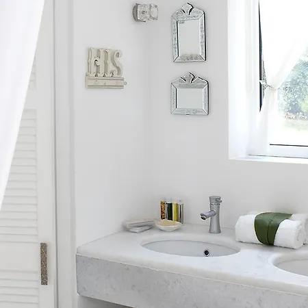 Castello Di Vista With Pool And Starlink Wifi